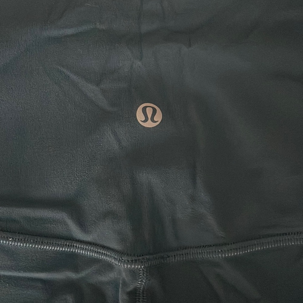Brand- Lululemon       Type- Align Leggings      Size- 8